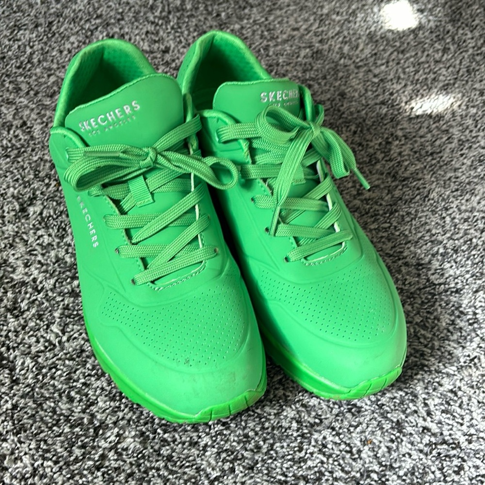 Skechers green uno sneakers 💚💚💚